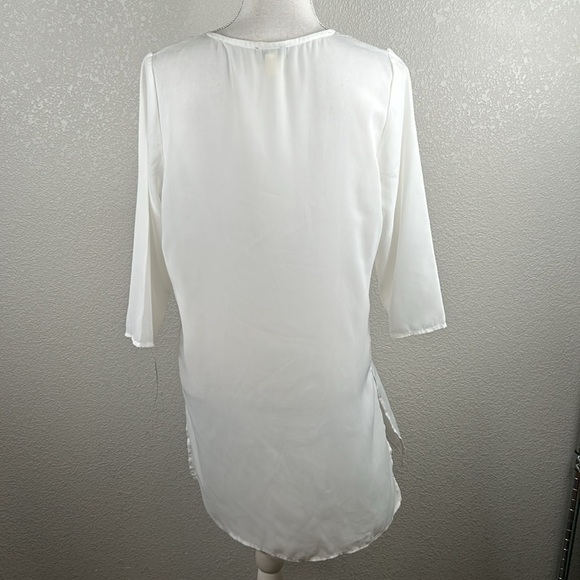 Haani White Boho V-Neck 3/4 Sleeve Sheer Jeweled Cover Up Size M New with tags! - Picture 3 of 5